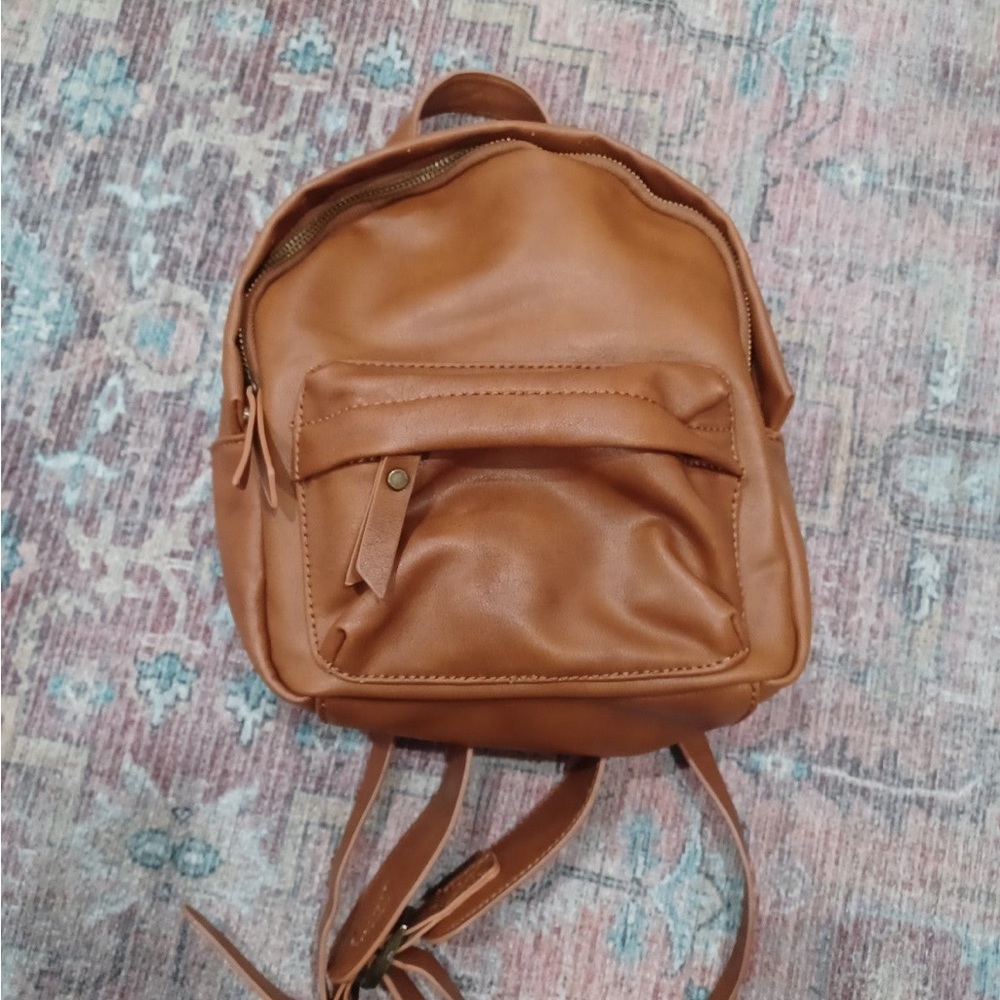 Universal thread backpack Brown